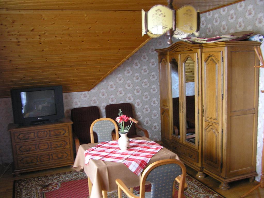 Jakab Haz Хевіз Номер фото